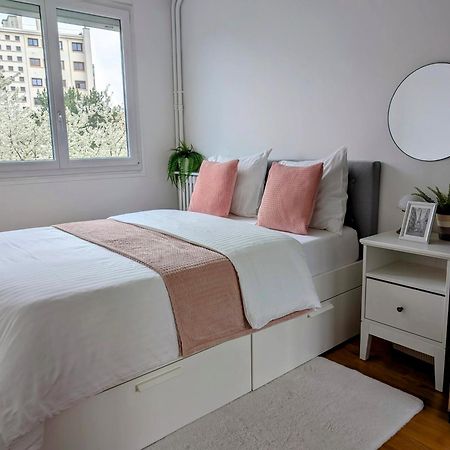 Entire 60M2 Apartment - Close To Paris - Parking - Kitchen - 2Min Rerb - Olympic'24 Bourg-la-Reine Esterno foto