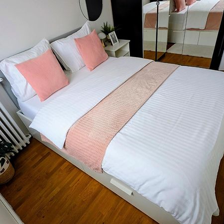 Entire 60M2 Apartment - Close To Paris - Parking - Kitchen - 2Min Rerb - Olympic'24 Bourg-la-Reine Esterno foto