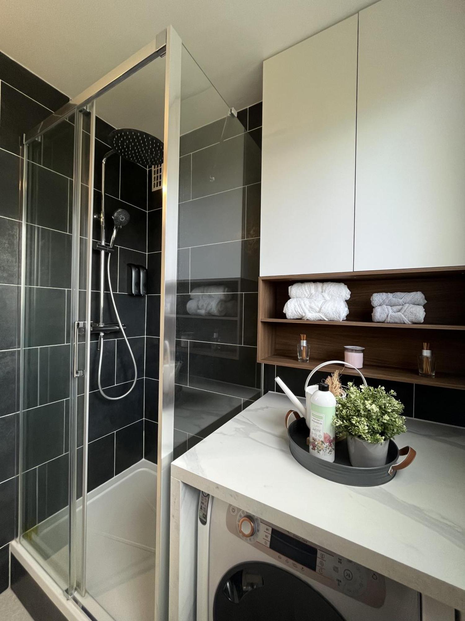 Entire 60M2 Apartment - Close To Paris - Parking - Kitchen - 2Min Rerb - Olympic'24 Bourg-la-Reine Esterno foto