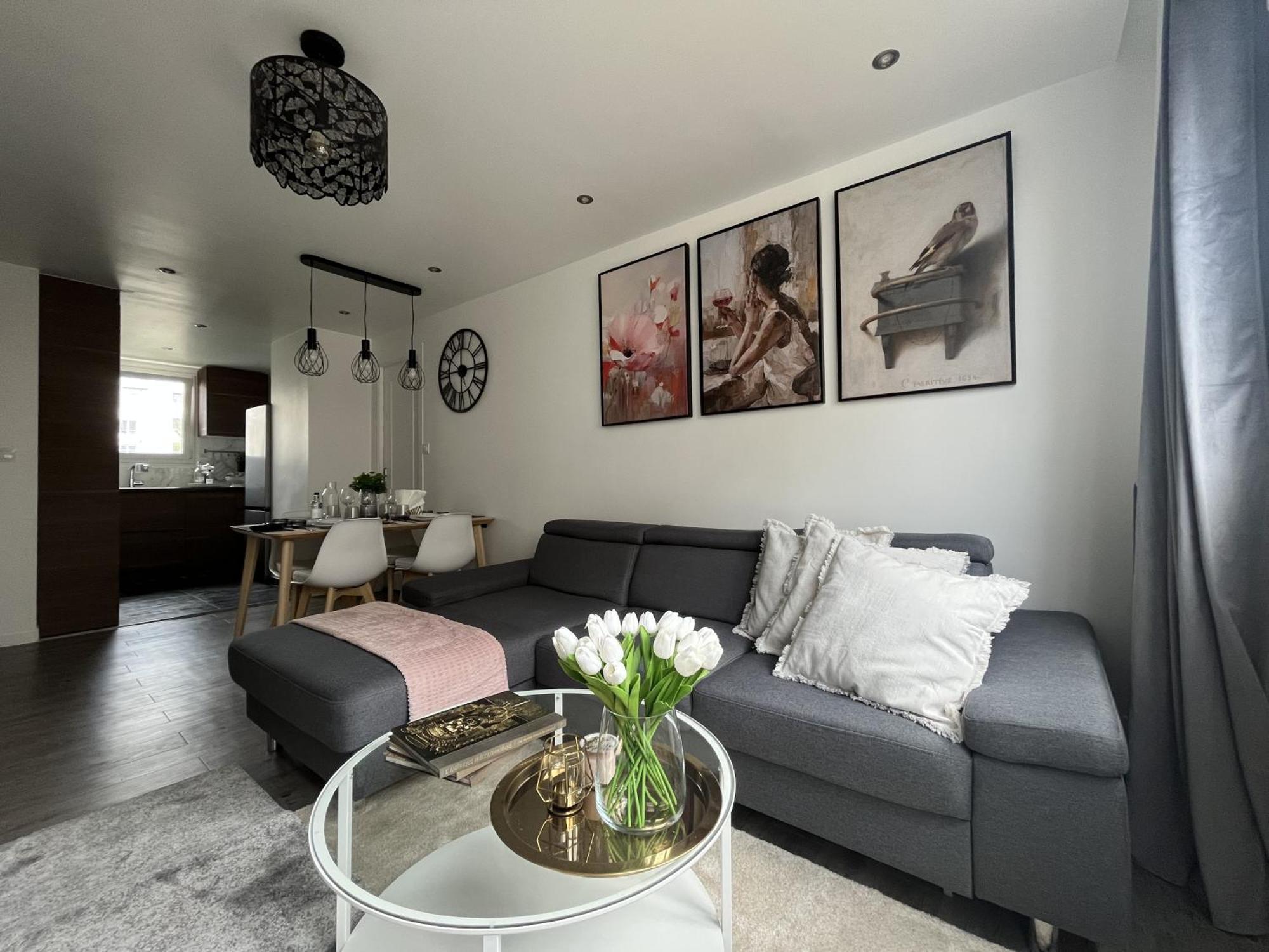 Entire 60M2 Apartment - Close To Paris - Parking - Kitchen - 2Min Rerb - Olympic'24 Bourg-la-Reine Esterno foto