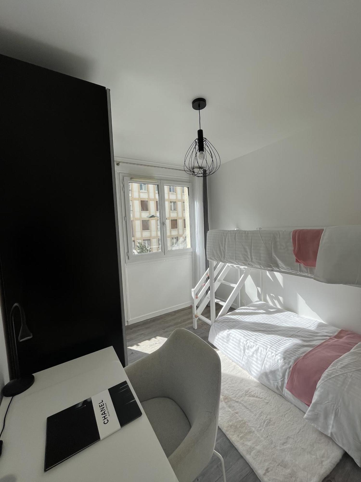 Entire 60M2 Apartment - Close To Paris - Parking - Kitchen - 2Min Rerb - Olympic'24 Bourg-la-Reine Esterno foto