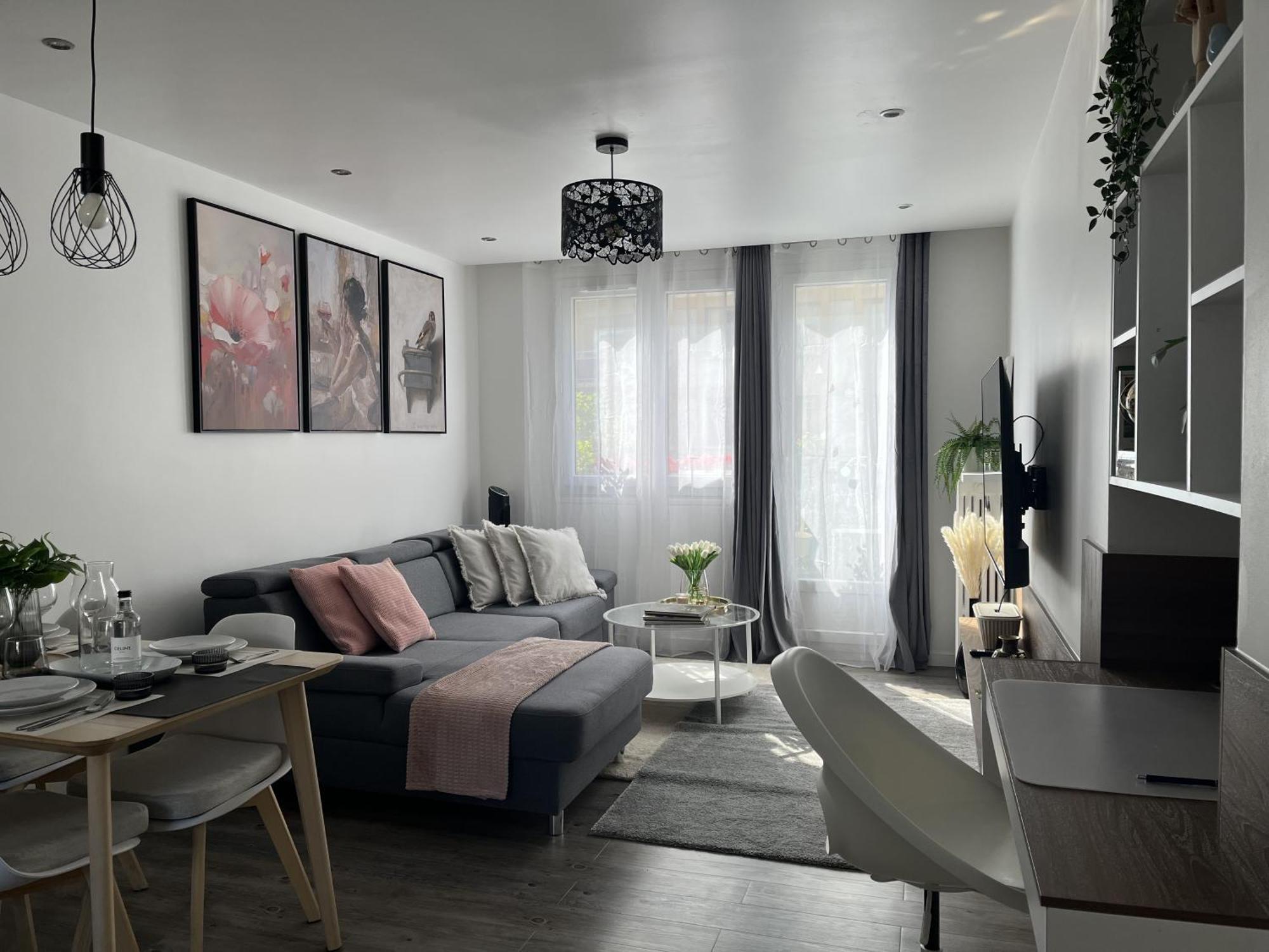 Entire 60M2 Apartment - Close To Paris - Parking - Kitchen - 2Min Rerb - Olympic'24 Bourg-la-Reine Esterno foto